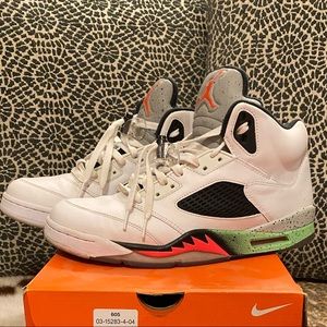 Jordan Retro 5 Space Jam